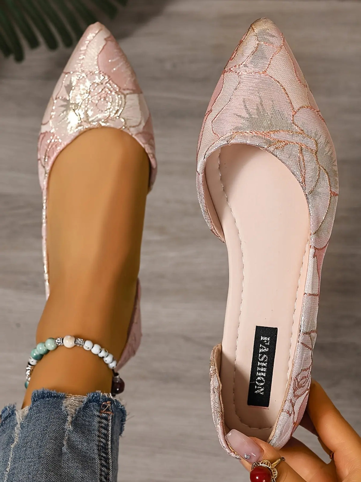 Women's Fashionable Colorblock Print Flat Shoes