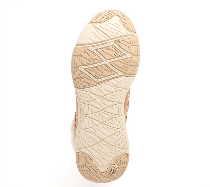 Women’s Fleece-Lined Winter Slip-On Shoes – Warm & Comfortable