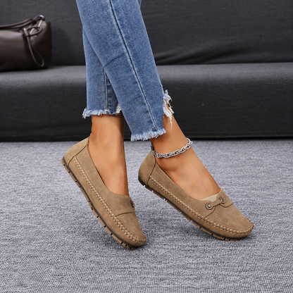 Women’s Vintage Comfort Slip-On Flats – Lightweight & Flexible