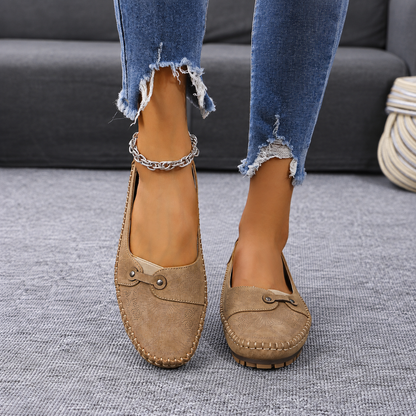 Women’s Vintage Comfort Slip-On Flats – Lightweight & Flexible
