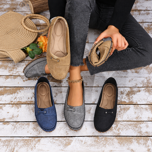 Women’s Vintage Comfort Slip-On Flats – Lightweight & Flexible