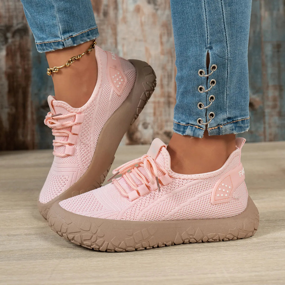 Women's breathable slip-on orthotic walking sneakers