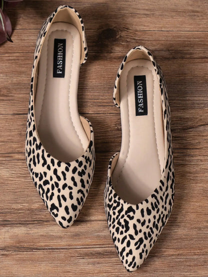 Women's Fashionable Colorblock Print Flat Shoes